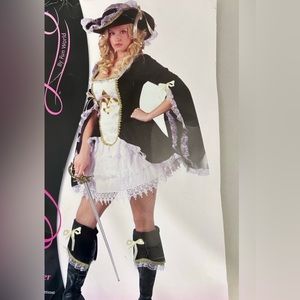 Costume Pirate- Madam Musketeers size S/M